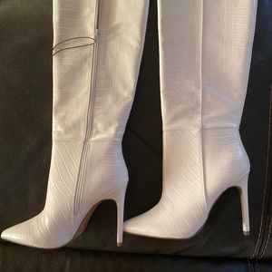 High white heel boots brand new